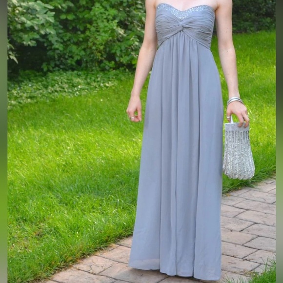 David’s Bridal Gray Empire Strapless Beaded Bodice Chiffon Gown Size 10 - Picture 1 of 12